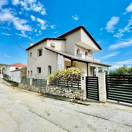 Violetta * Agios Andreas (East Macedonia)
